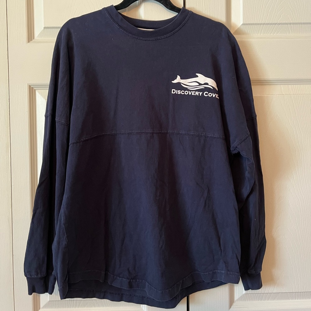 Discovery Cove black sweater